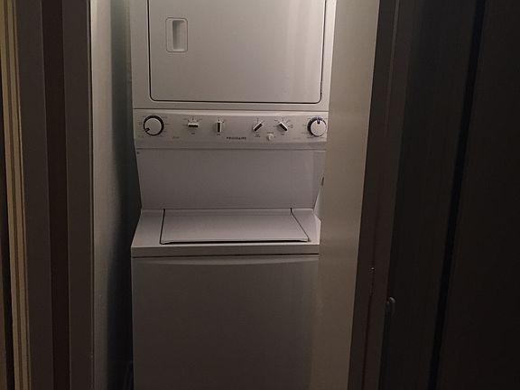 5th image of 833 Lowell Blvd APT D16