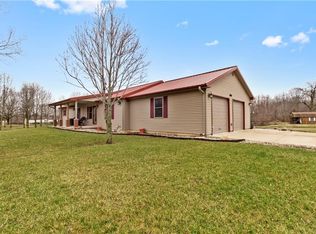 1080 Nursery Rd, Charleston, IL 61920