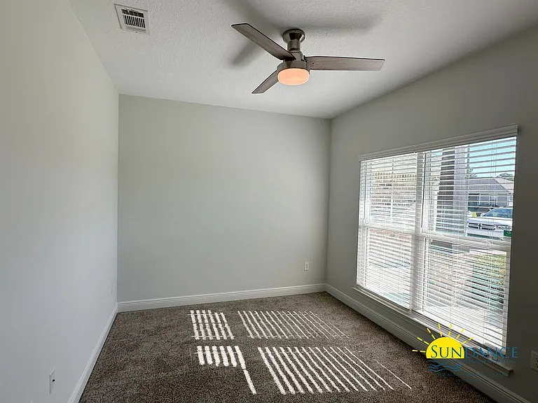 2337 Salamanca St — Photo 9