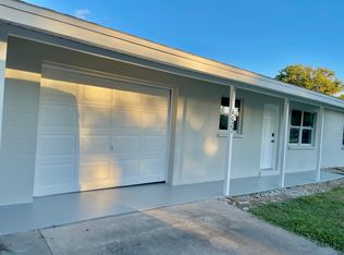 6027 Rollins St, Bradenton, FL 34207