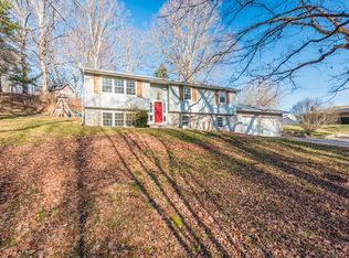 3333 Long Hollow Rd, Knoxville, TN 37938