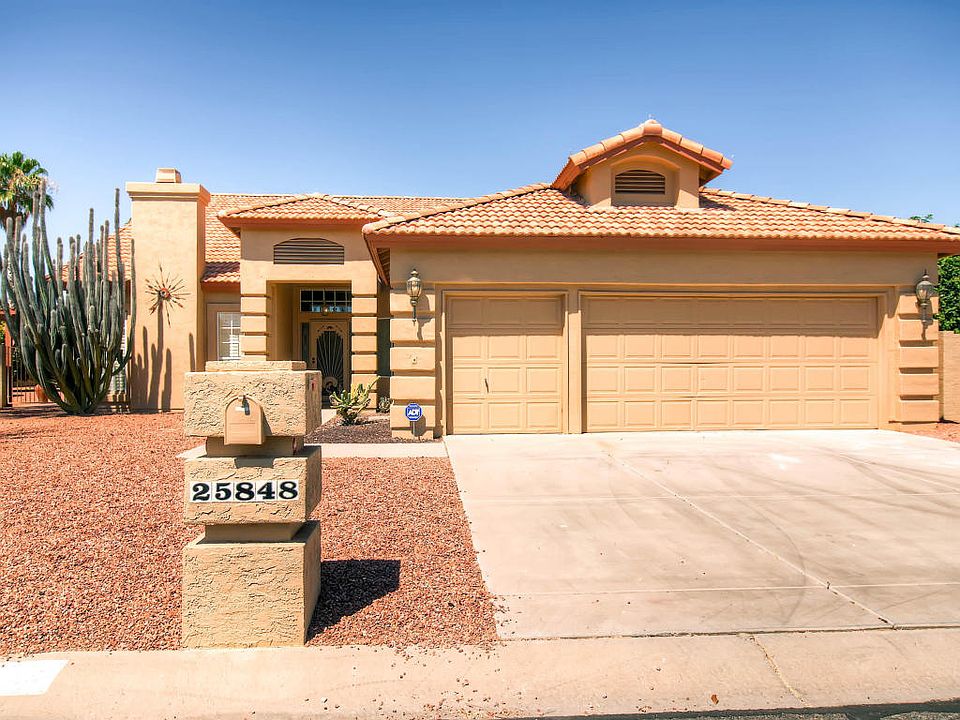 1st image of 25848 S Saddletree Dr