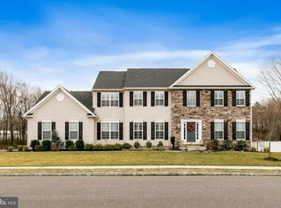 12 Taft Ct, Hainesport, NJ 08036