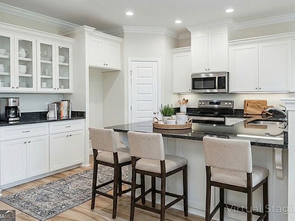 2nd image of 210 The Villas Way