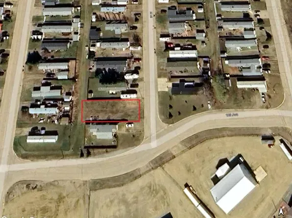 10304 99th St, Fairview, AB T0H 1L0