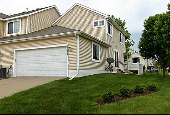 3rd image of 9812 Veridian St