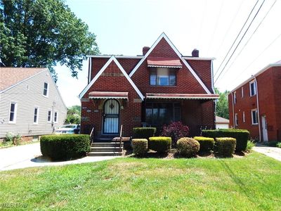 3211 Warren Rd, Cleveland, OH, 44111