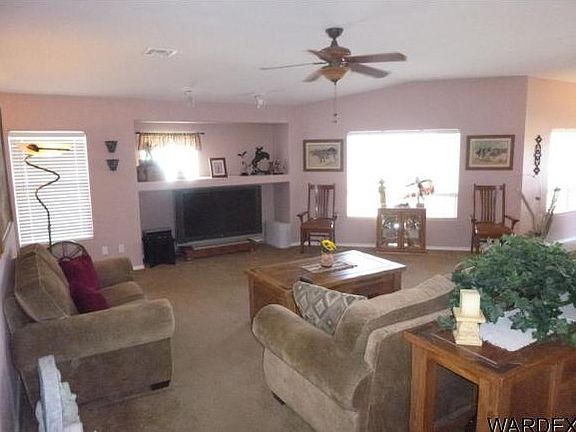 3rd image of 2465 Frontier Ln