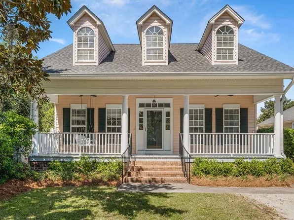 119 Berry Tree Dr., Pawleys Island, SC 29585