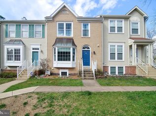 6930 Compton Ln, Centreville, VA 20121
