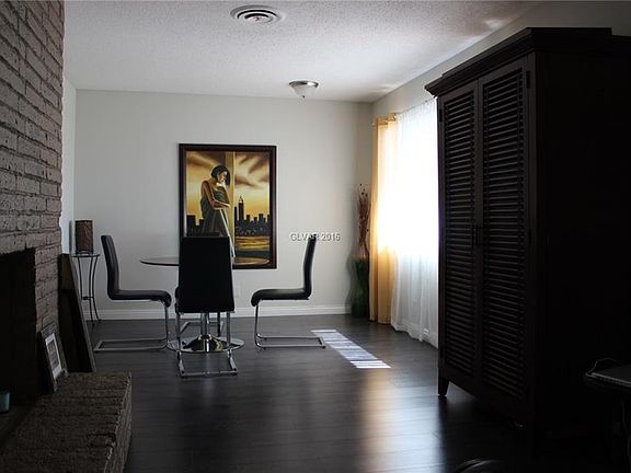 4th image of 2113 Madeline Dr