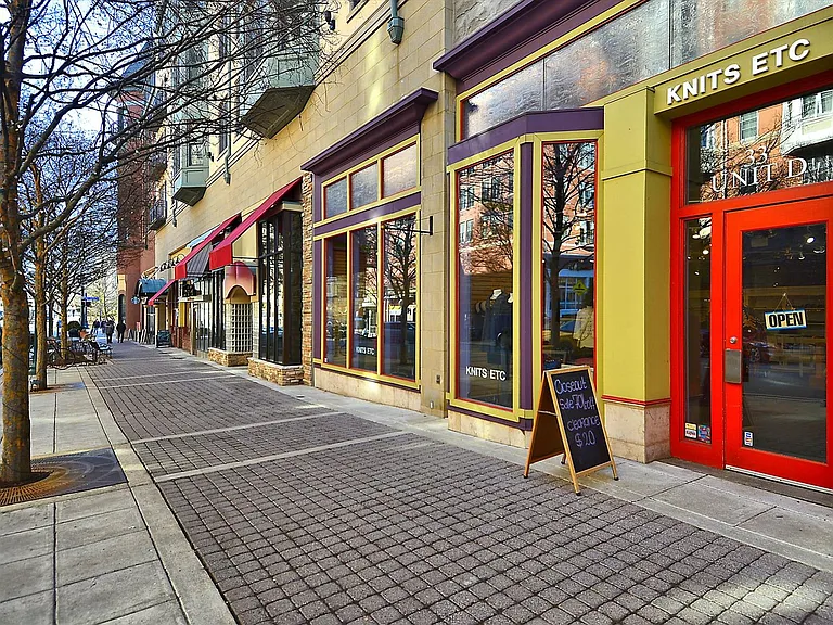 8052 Red Hook St — Photo 81