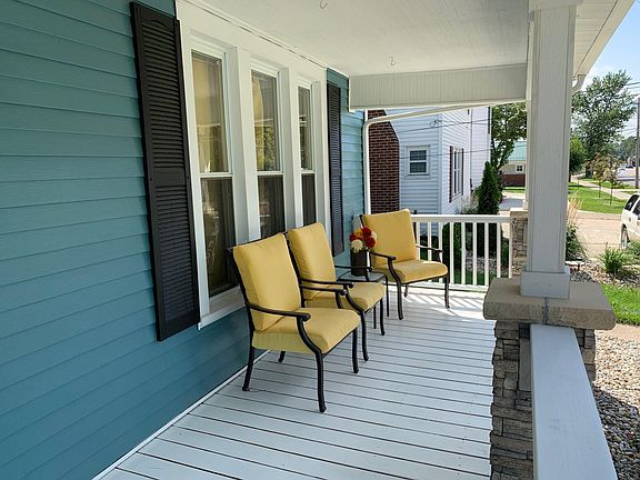 3rd image of 929 E Beardsley Ave #210