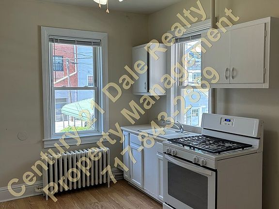 4th image of 816 Latimer St Unit 2