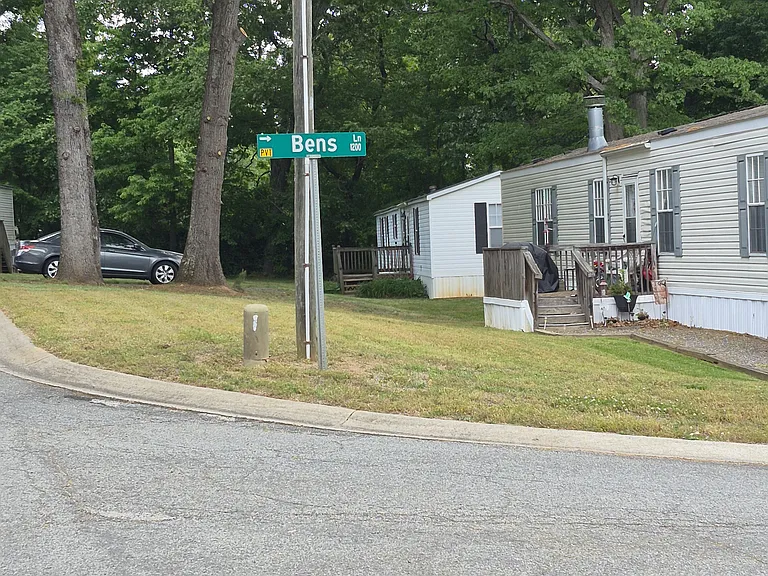 Annas Ln — Photo 12
