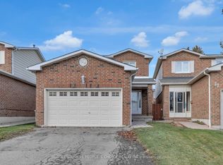 35 Ferri Cres, Brampton, ON L6Z1R8