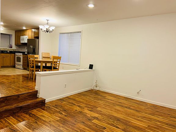 4th image of 31 146th Ave SE