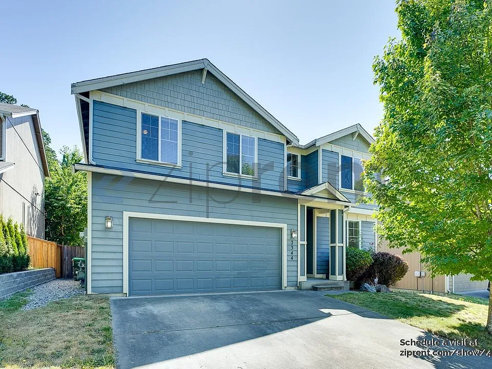 2344 Pleasanton Ct SE