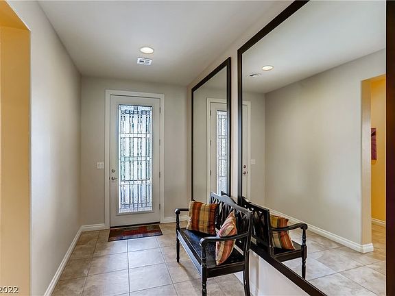 4th image of 5845 Glory Heights Dr