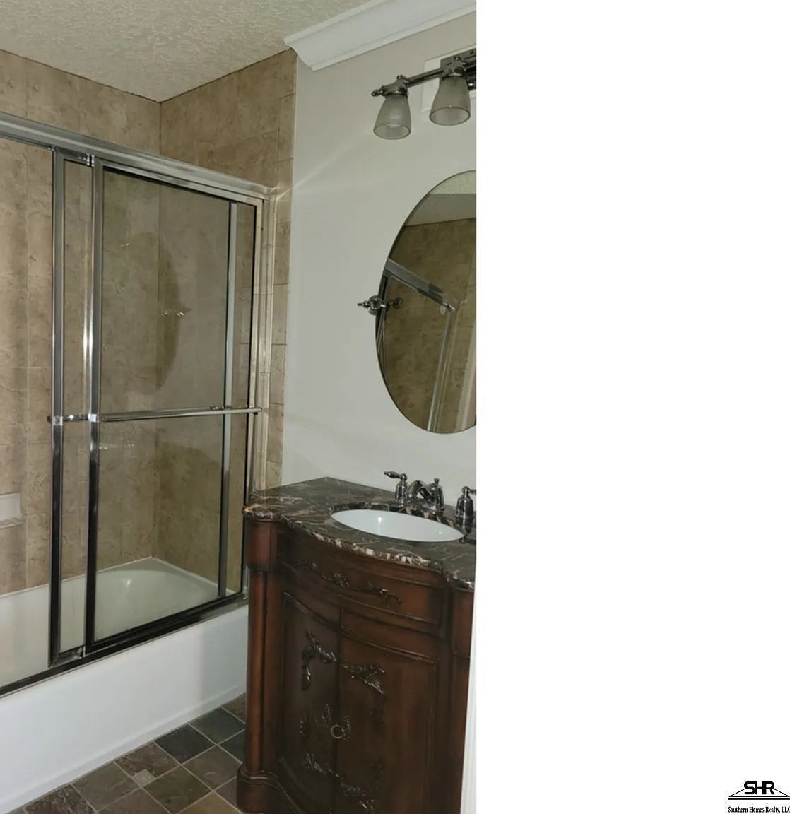 2 bed, 2.0 bath, 1216 sqft, $2,025 — Photo 3