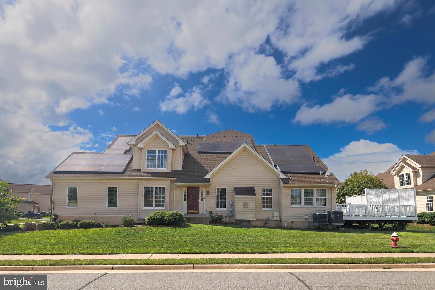 22918 N Brown Sq, Ashburn, VA 20148 | MLS #VALO2132652 | Zillow