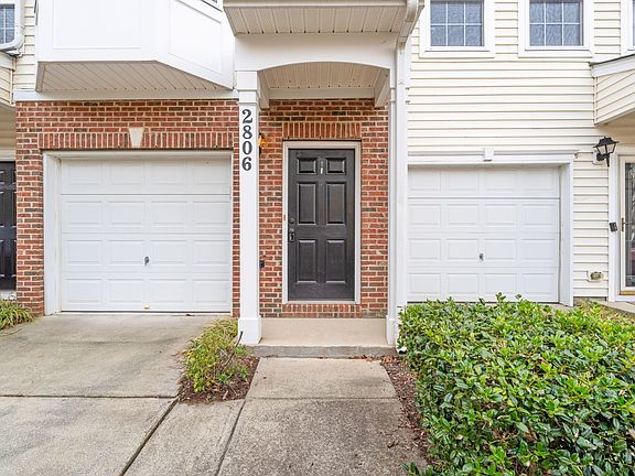 3rd image of 2806 Wyntercrest Ln