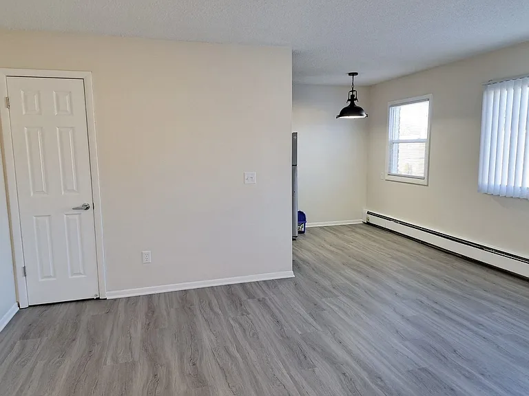 Northgate Crossing Apartments — Photo 9