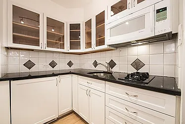 Rented by (Legacy) Elegran