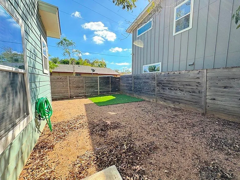 6201 Felix Ave #A — Photo 39