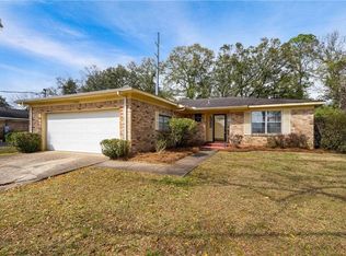 1583 Regency Dr, Mobile, AL 36693