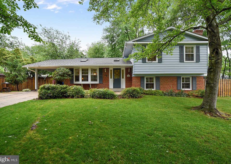 1st image of 2204 Yardley Ct