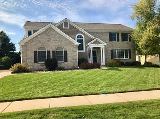 W70N441 Cedar Pointe Ave, Cedarburg, WI 53012