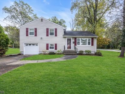 100 Sycamore Ave, Livingston, NJ, 07039
