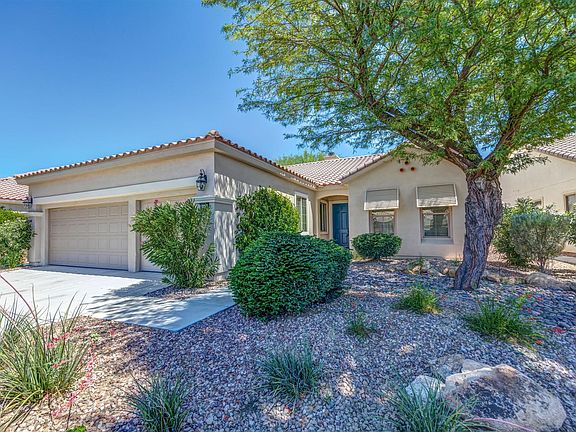3rd image of 80130 Camino Santa Elise