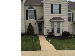 70 Village Dr, Schwenksville, PA 19473
