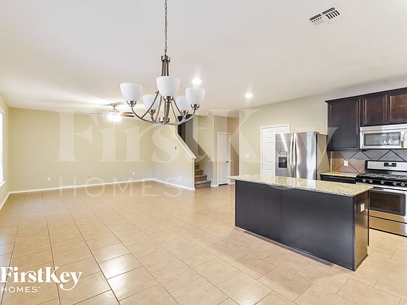 4th image of 12831 Limestone Way