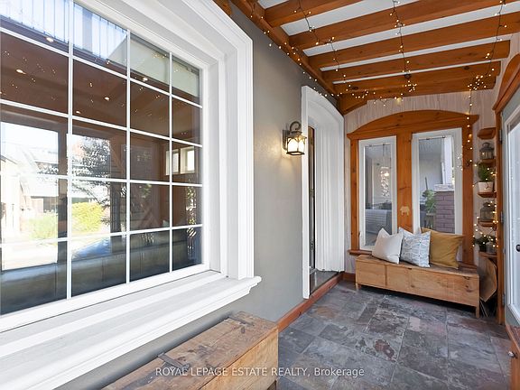 4th image of 23 Norway Ave