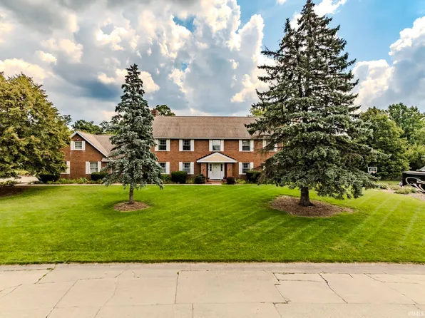 704 N Mesa Dr, Muncie, IN 47304