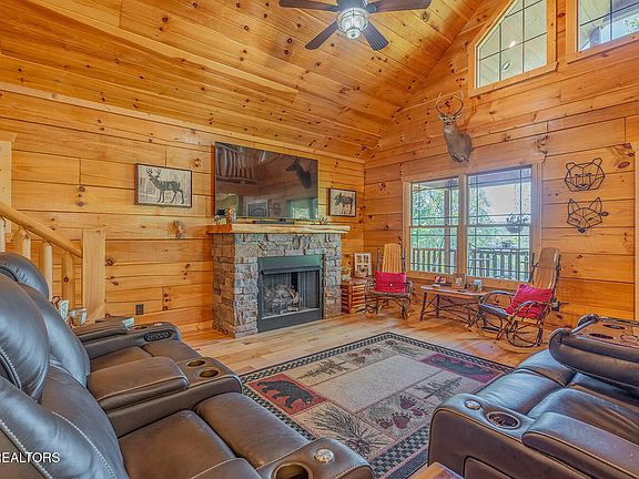 14th image of this home