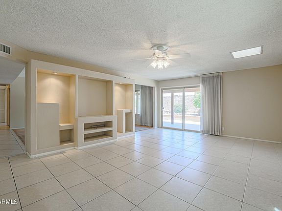 4th image of 998 Leisure World