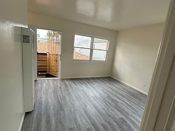 4th image of 715 Missouri St