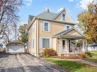 305 S Shabbona Rd, Shabbona, IL 60550