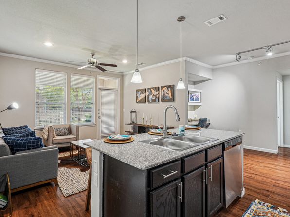 350 N State Hwy #360-2205