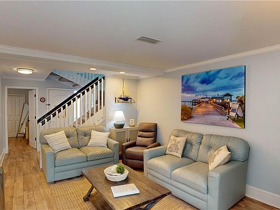3rd image of 1175 N Beachview Dr #404