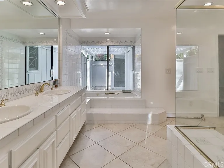 3373 Coy Dr — Photo 28