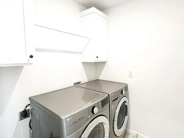 310 W Tyler Rd — Photo 16