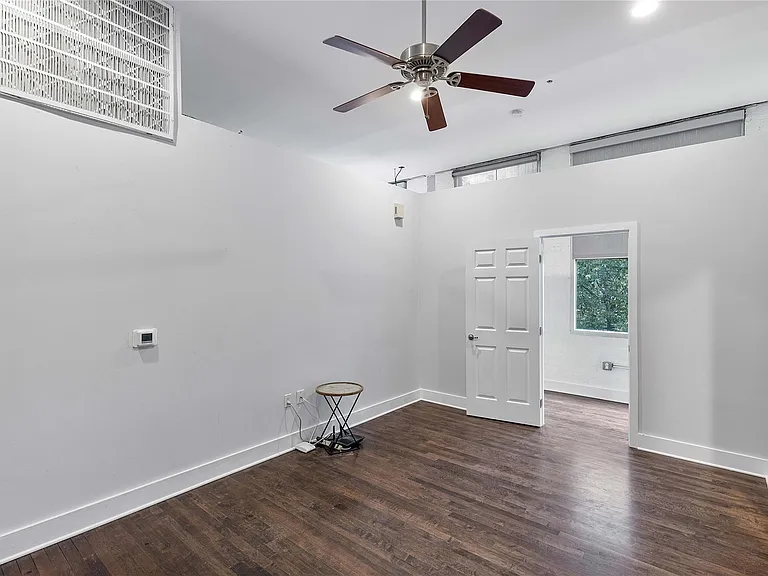 1312 Live Oak St #215 — Photo 17