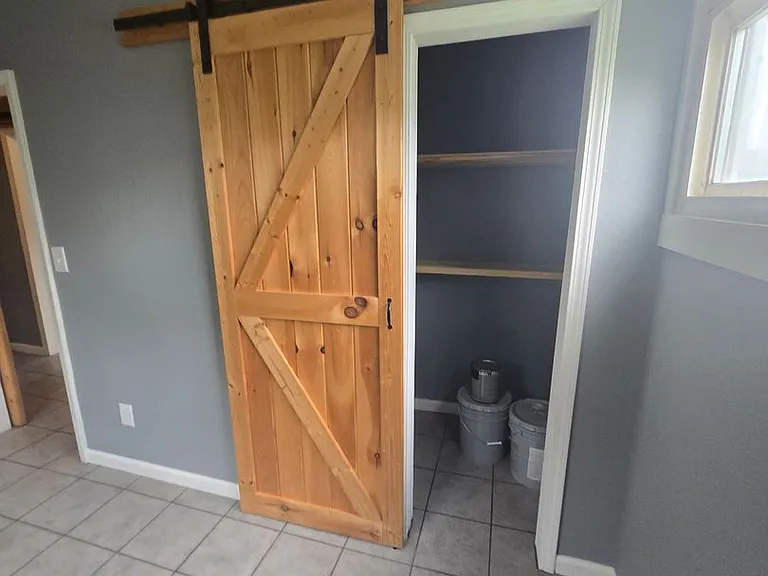 340 Unaka Dr — Photo 23