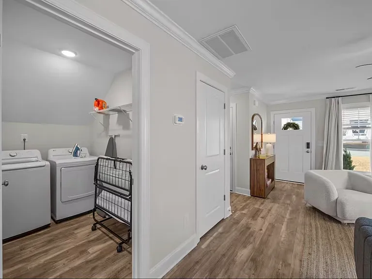 716B Sarah Rebecca Dr #B — Photo 13