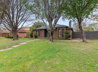 4955 Hollow Ridge Rd, Dallas, TX 75227
